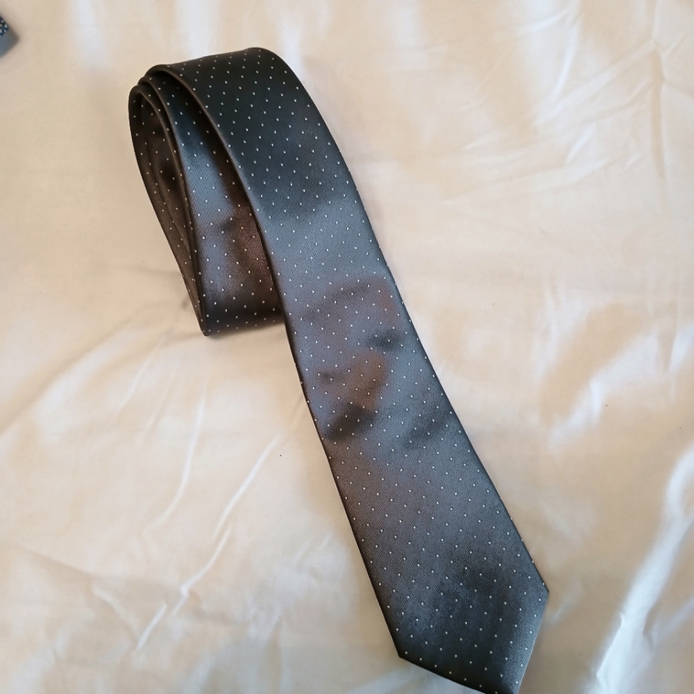 Express tie